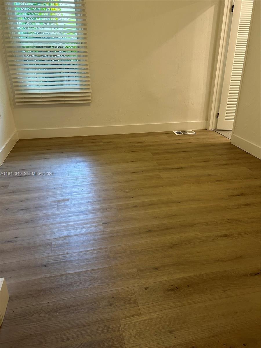 PARK MANOR - Residential