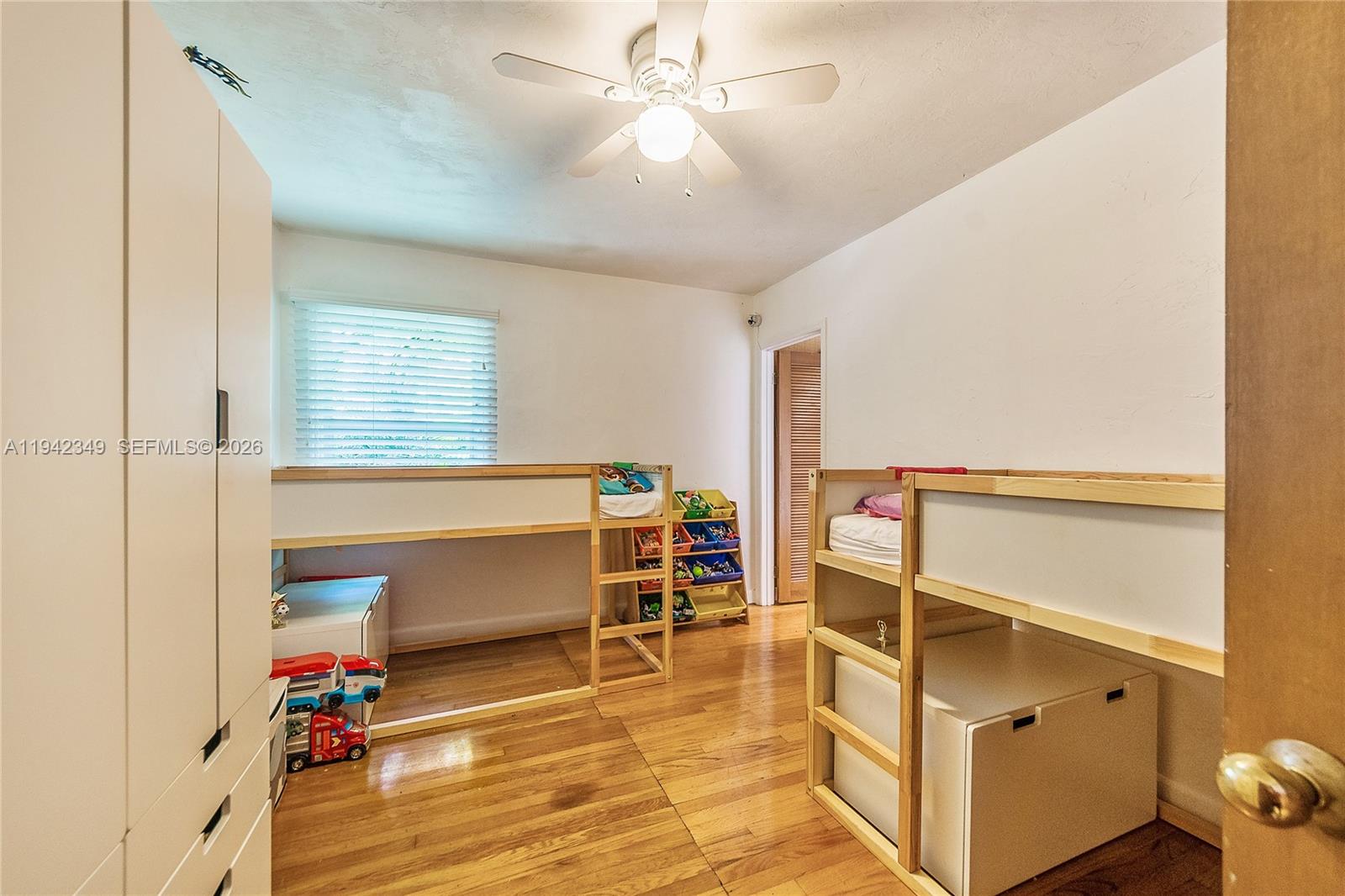 PARK MANOR - Residential