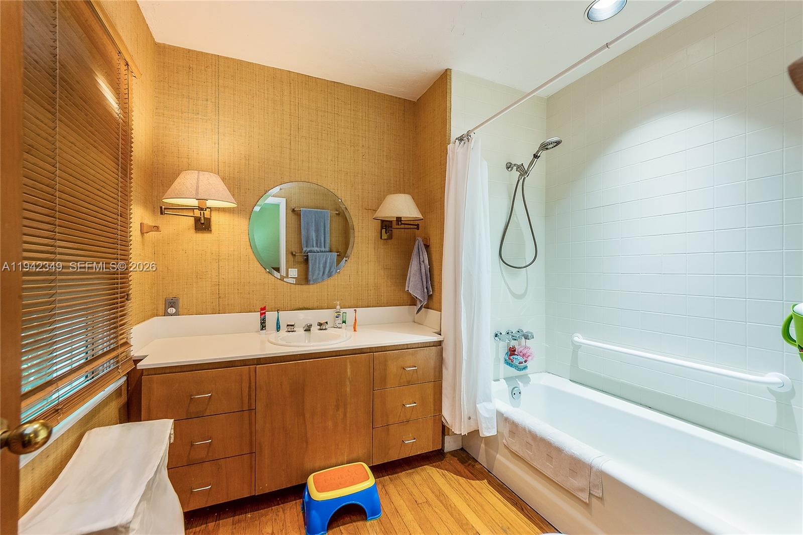 PARK MANOR - Residential