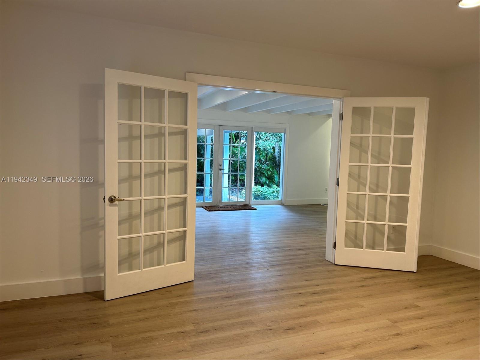 PARK MANOR - Residential