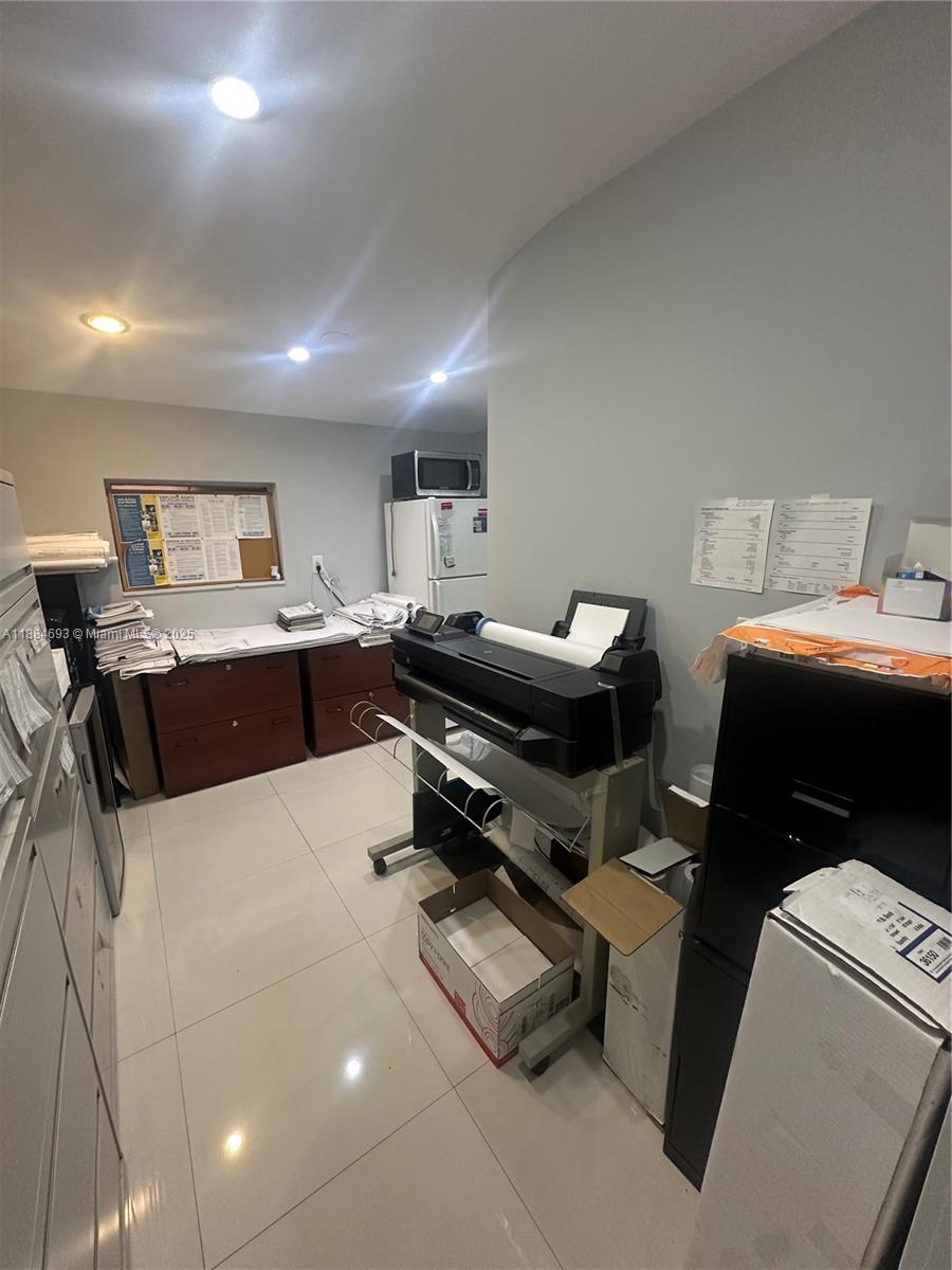 HERITAGE HOMES FIRST ADD - Residential