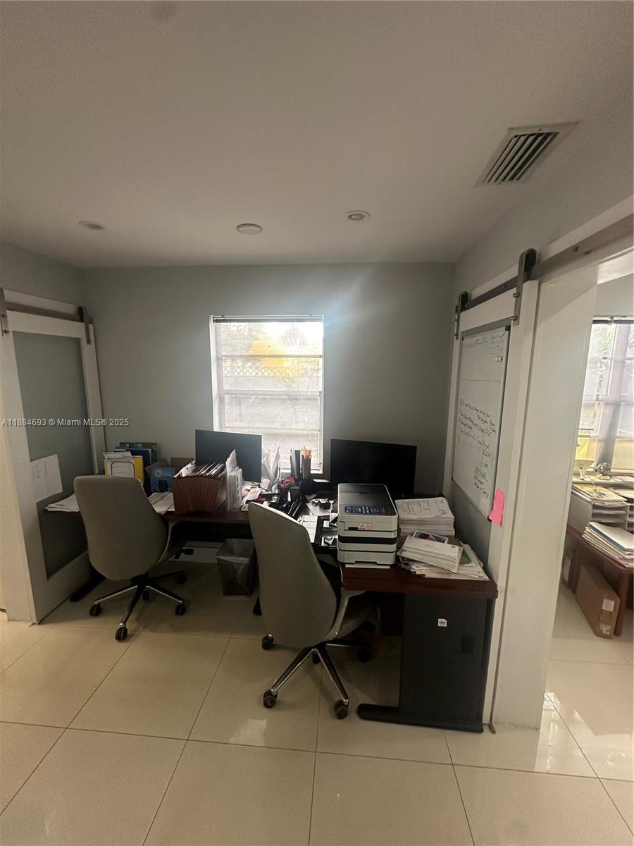 HERITAGE HOMES FIRST ADD - Residential