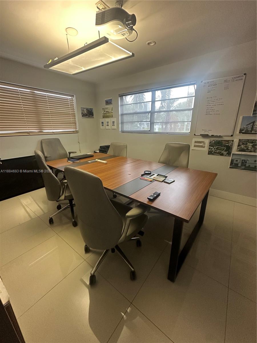 HERITAGE HOMES FIRST ADD - Residential