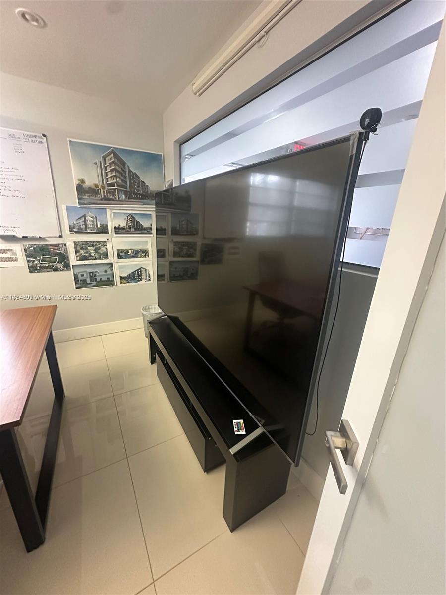 HERITAGE HOMES FIRST ADD - Residential