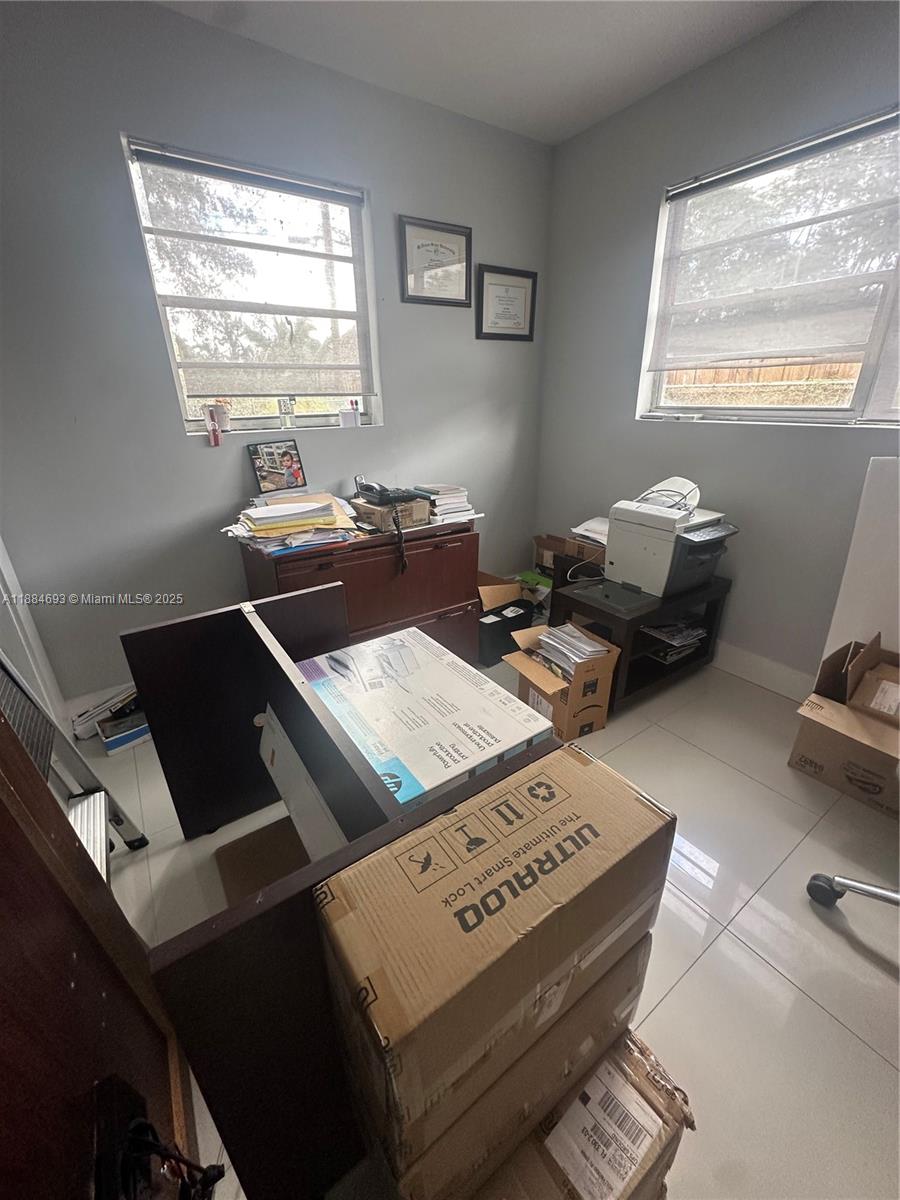 HERITAGE HOMES FIRST ADD - Residential