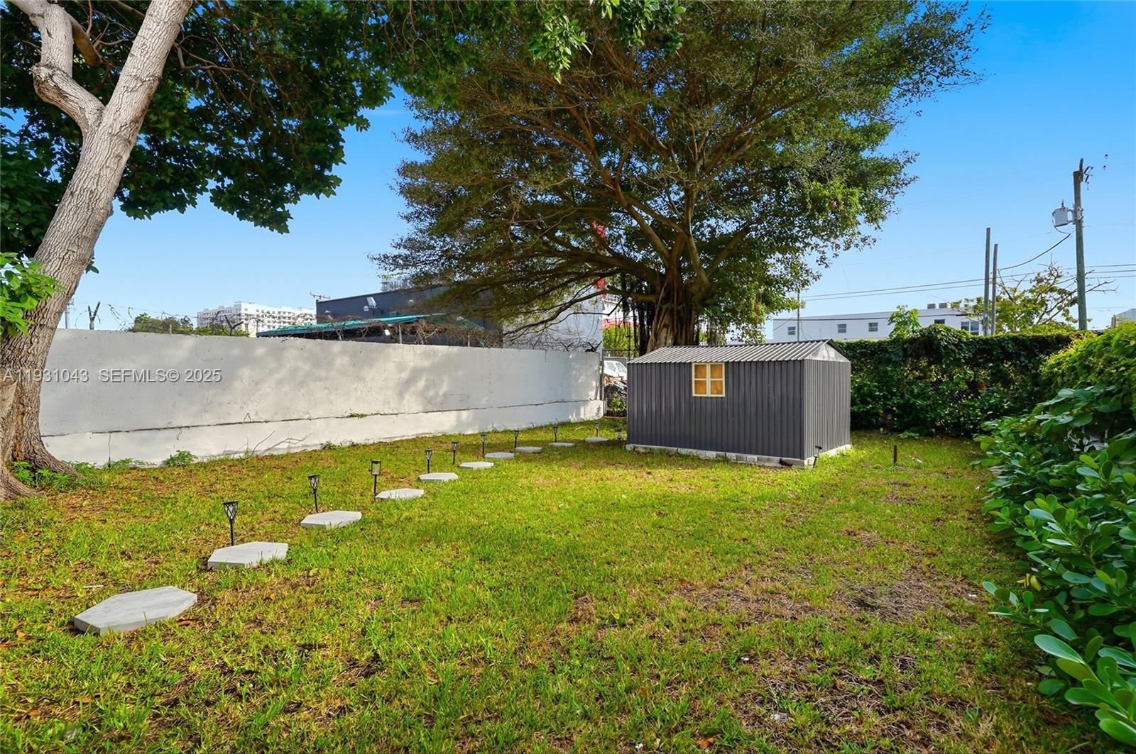 ALLAPATTAH VIEW - Residential Lease