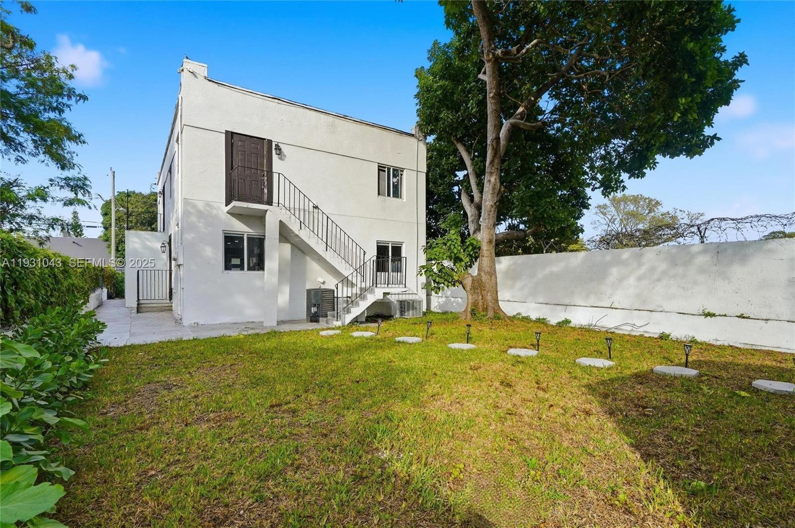 ALLAPATTAH VIEW - Residential Lease