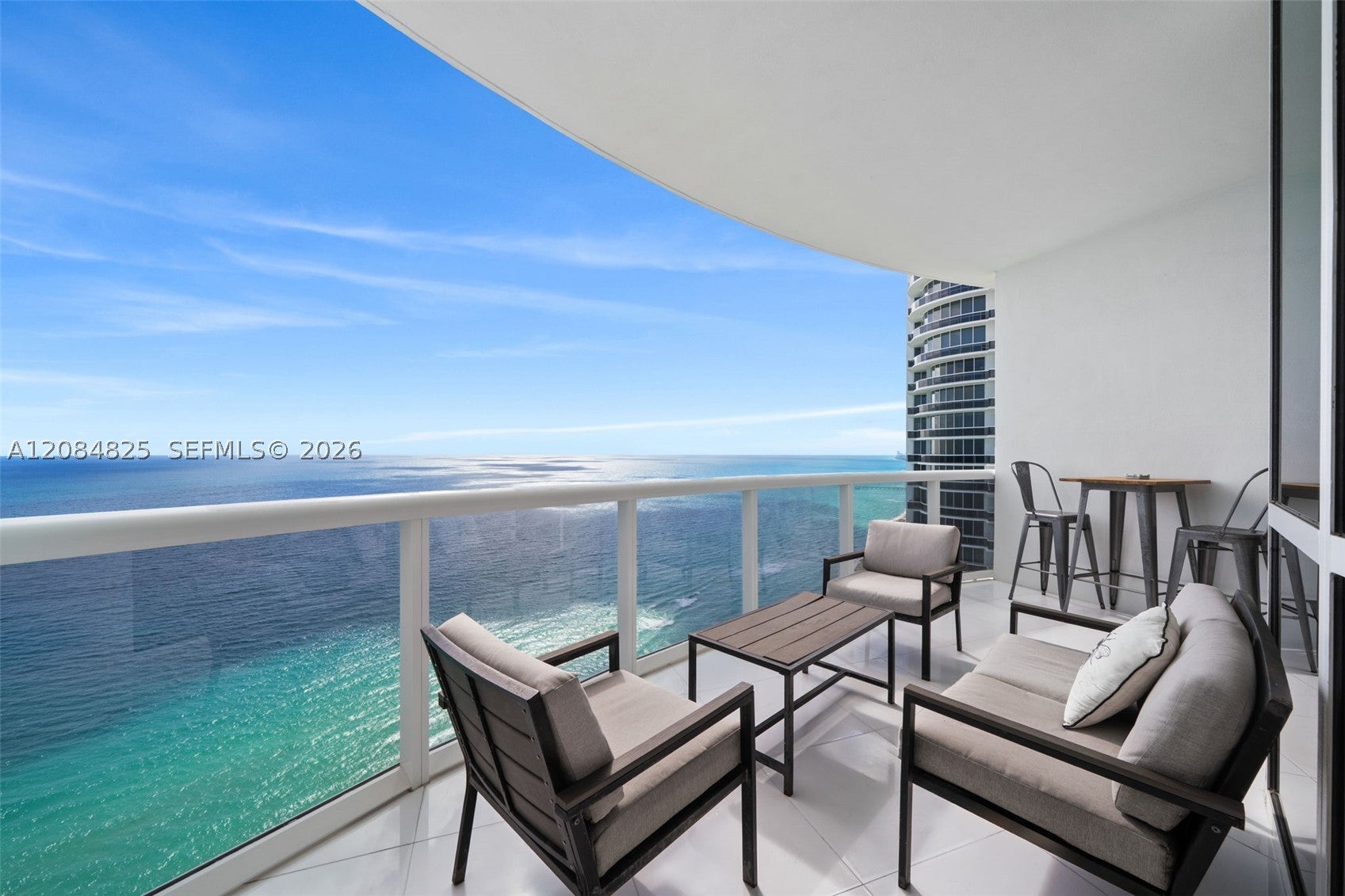 18201 Collins Ave 4709