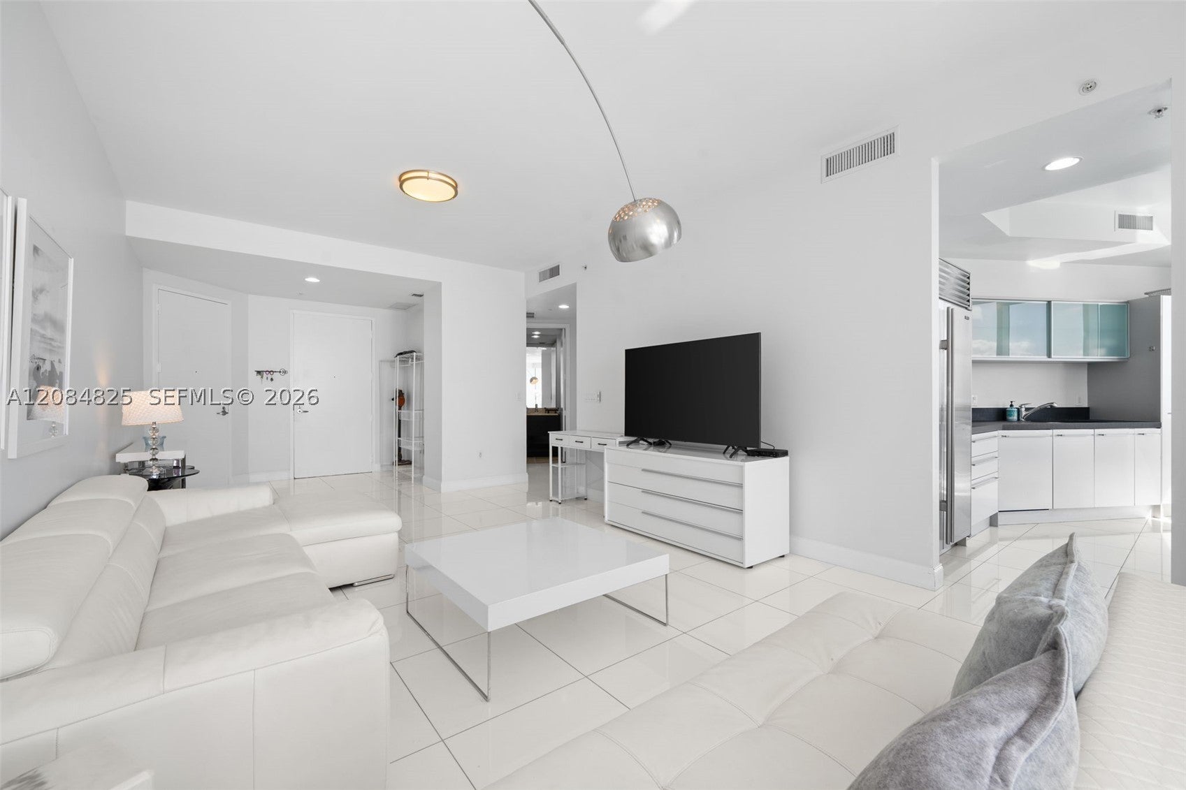 18201 Collins Ave 4709