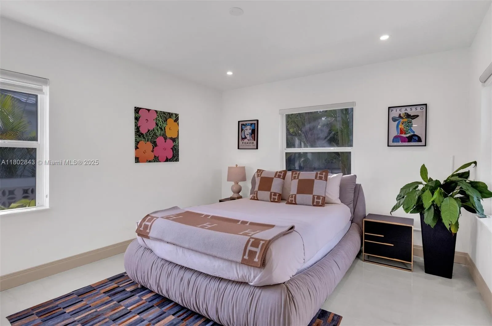 Fort Lauderdale, Florida 33304, United States, 4 Bedrooms Bedrooms, ,3 BathroomsBathrooms,Residential,Active,130112