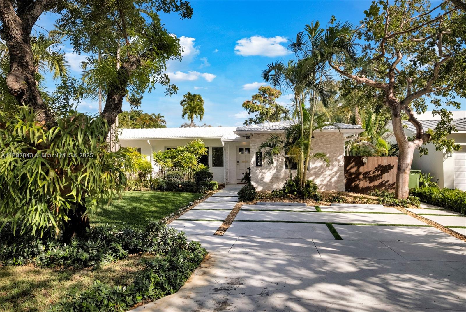 VICTORIA HIGHLANDS AMD PL - Residential