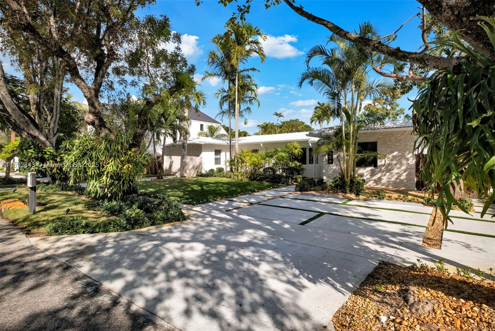 VICTORIA HIGHLANDS AMD PL - Residential