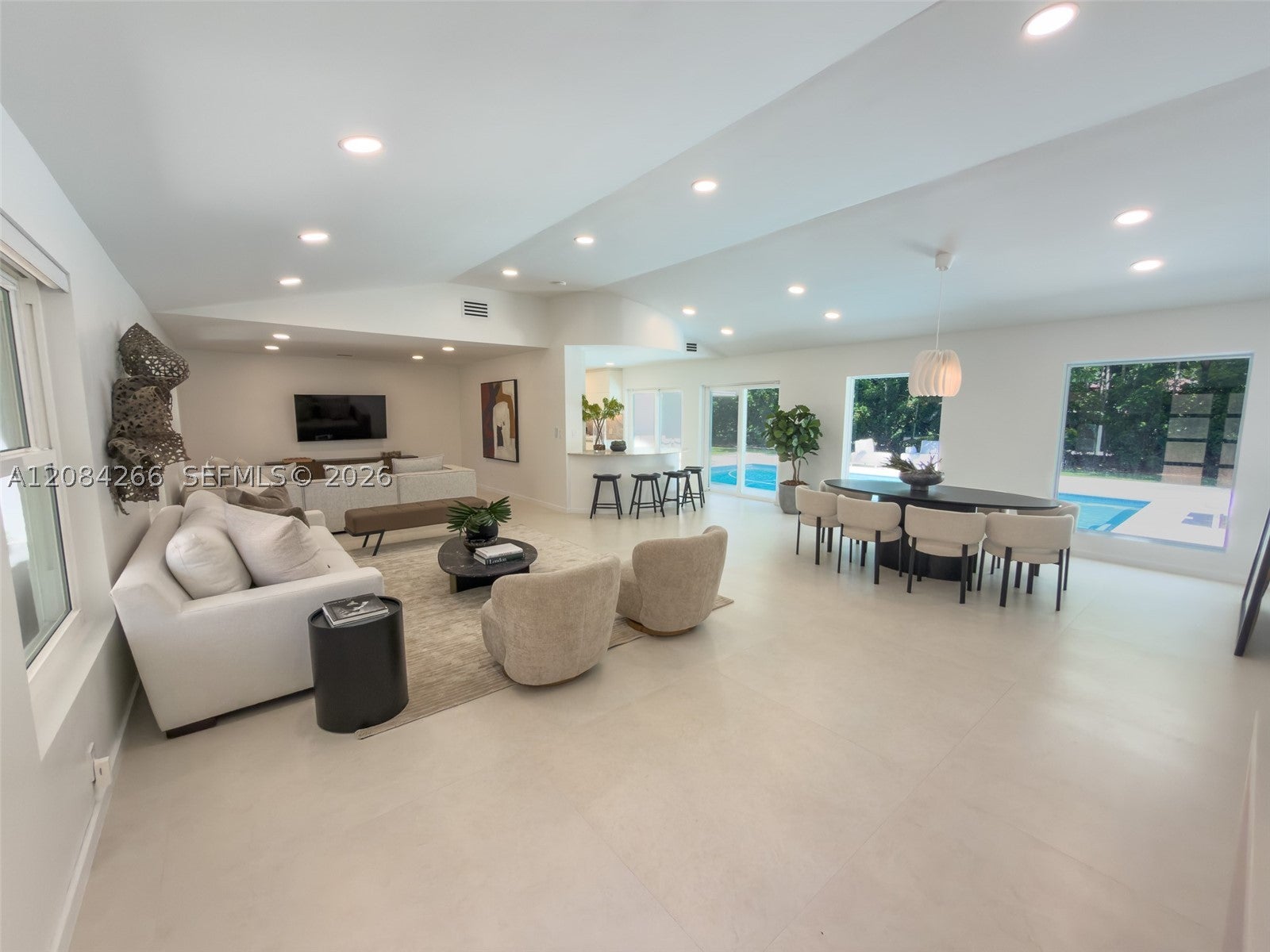7895 SW 76th Ter