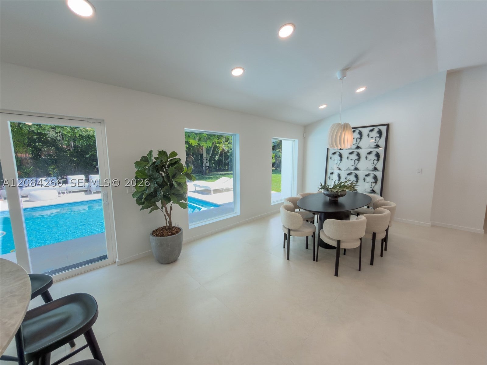 7895 SW 76th Ter