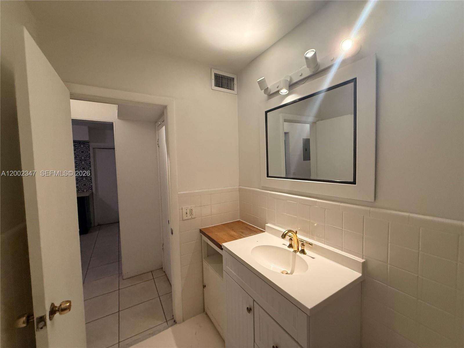 ST JAMES PARK SOUTH ADD - Residential Lease