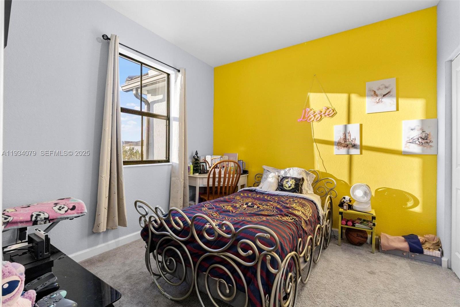 PINE ISLE - Residential