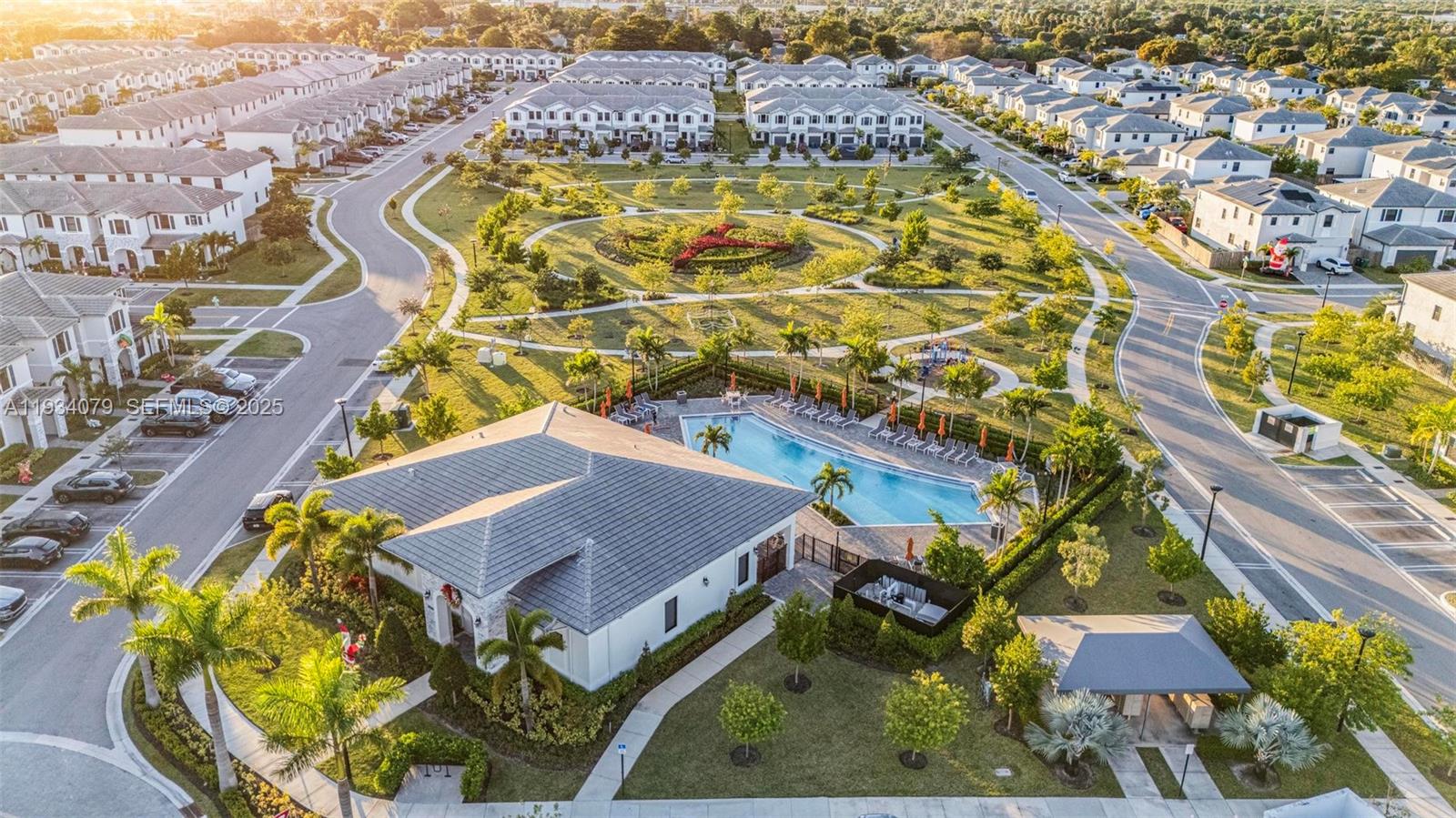 PINE ISLE - Residential