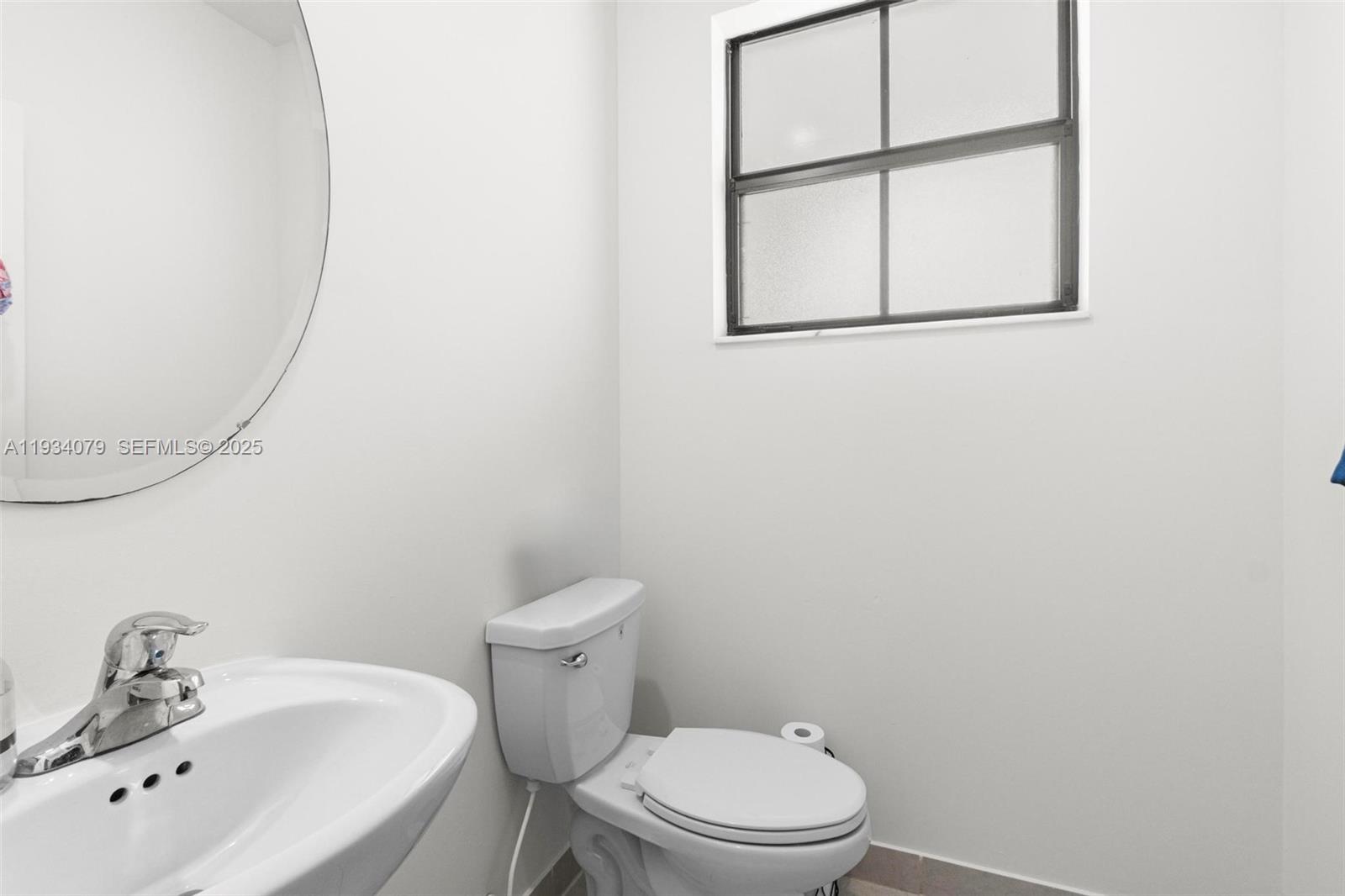 PINE ISLE - Residential