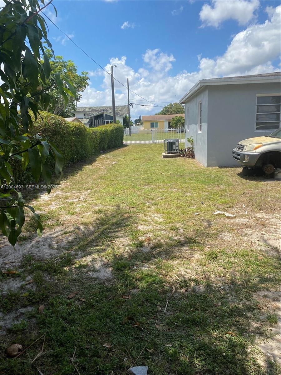 BISCAYNE GARDENS SEC F PT - Residential Lease