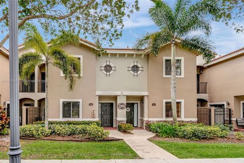 22911 SW 88th Pl 4-21 Cutler Bay FL 33190