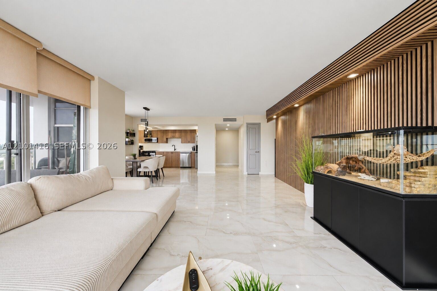 View photos, virtual tours, details... 18011 Biscayne Blvd 505