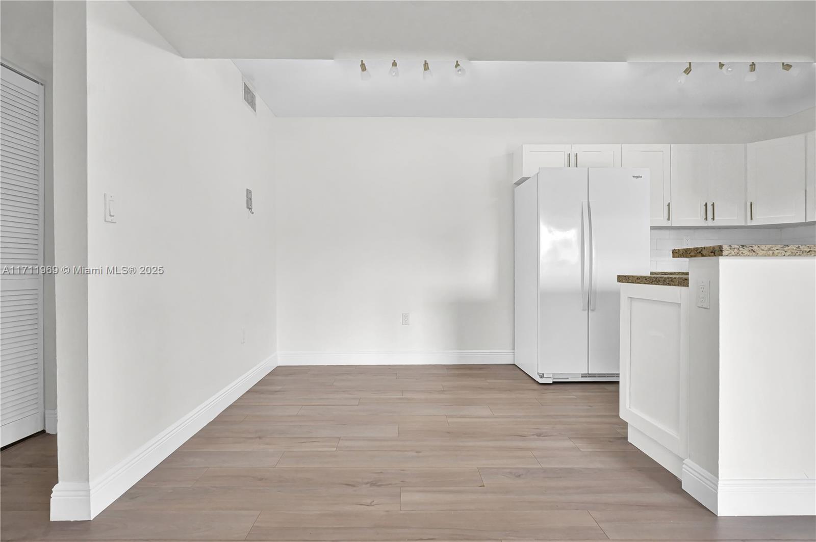 PALMS OF PEMBROKE CONDO - Residential