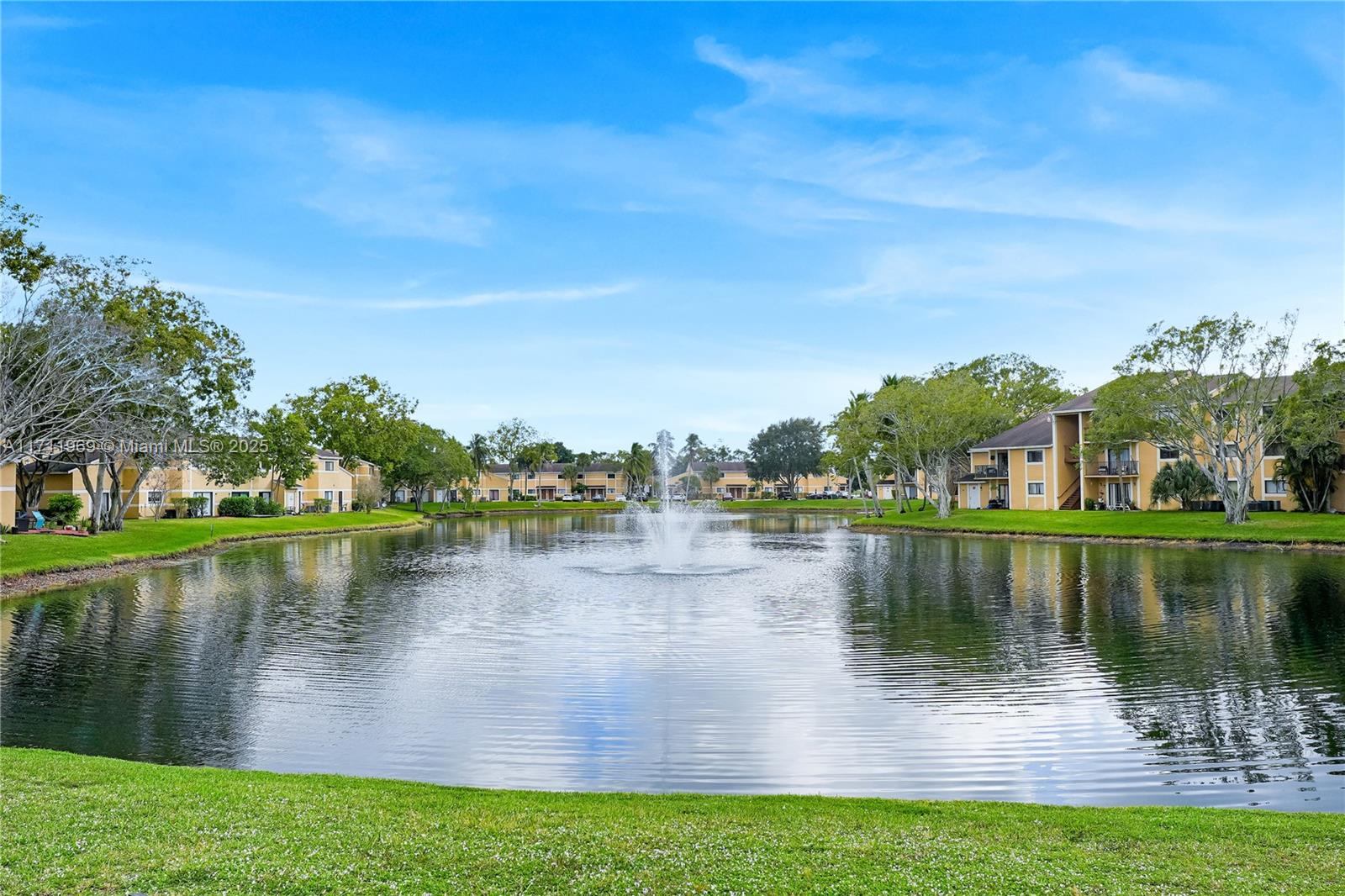 PALMS OF PEMBROKE CONDO - Residential