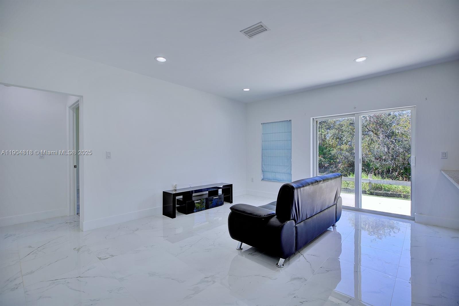 SEB CTRY EST/SEB HILLS ARE - Residential