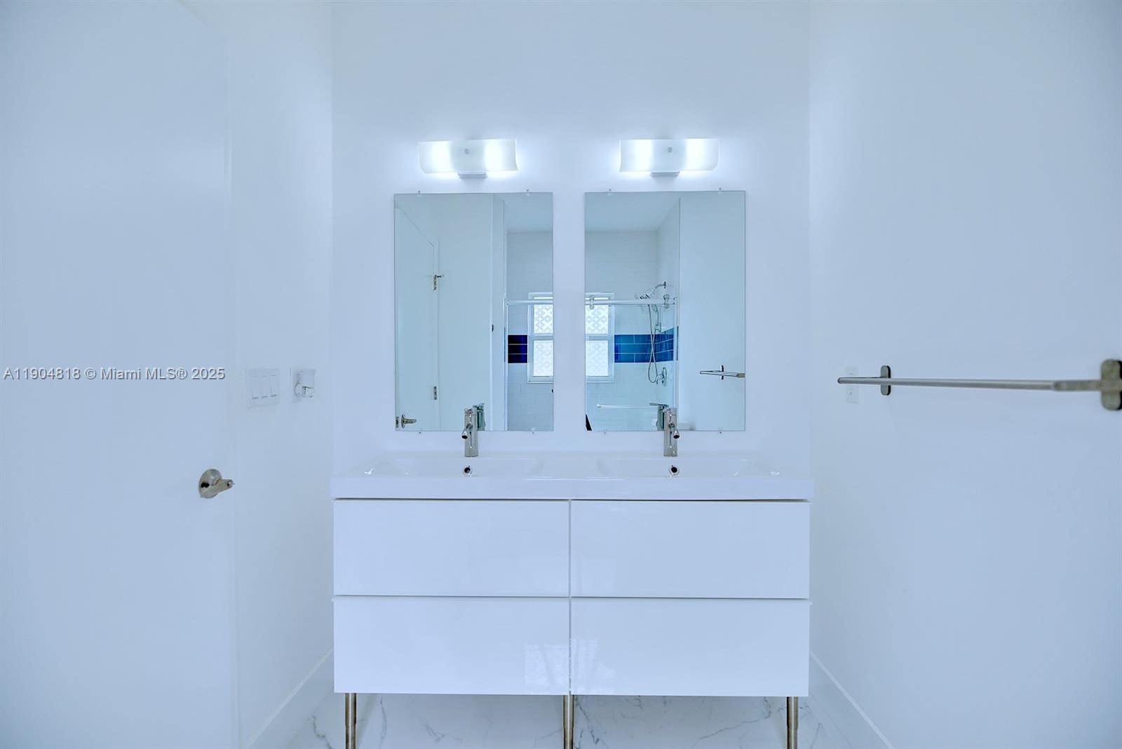 SEB CTRY EST/SEB HILLS ARE - Residential