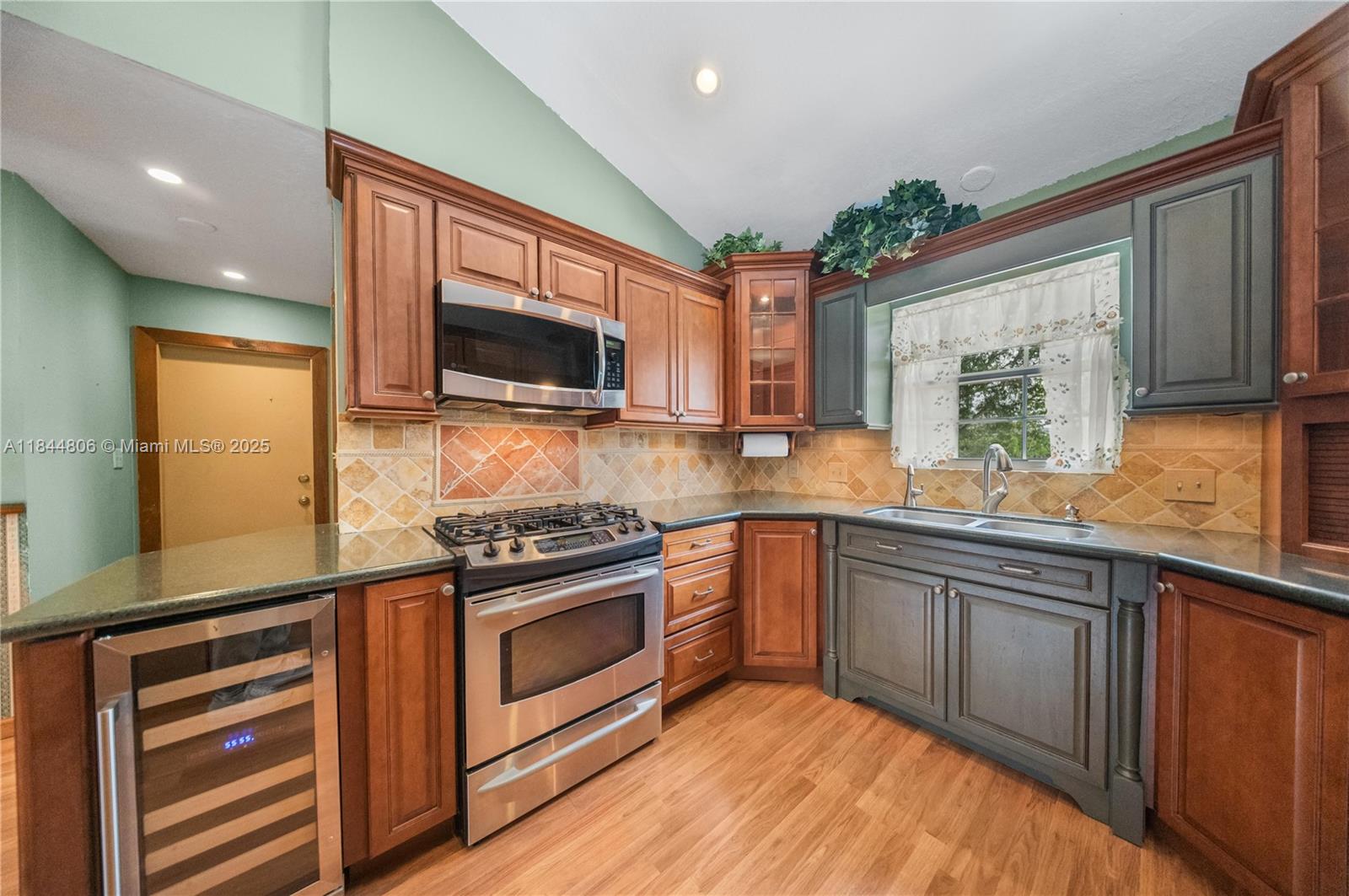 FLA FRUIT LANDS CO SUB NO - Residential