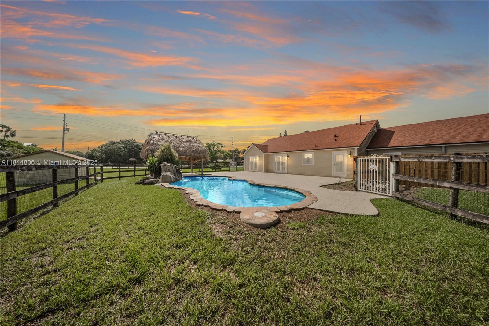 FLA FRUIT LANDS CO SUB NO - Residential