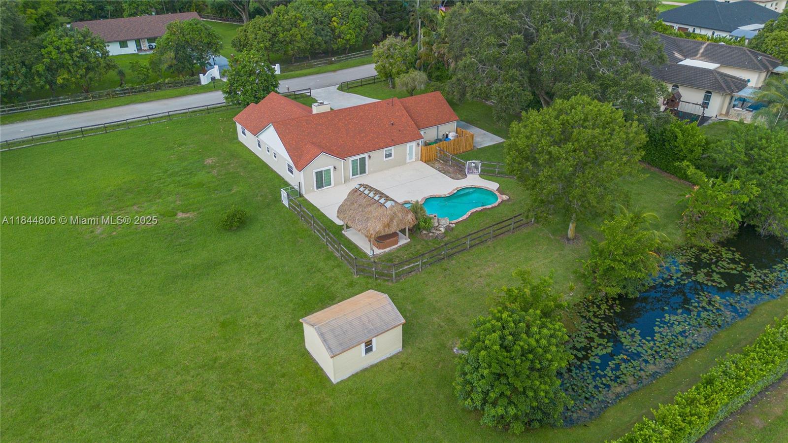 FLA FRUIT LANDS CO SUB NO - Residential