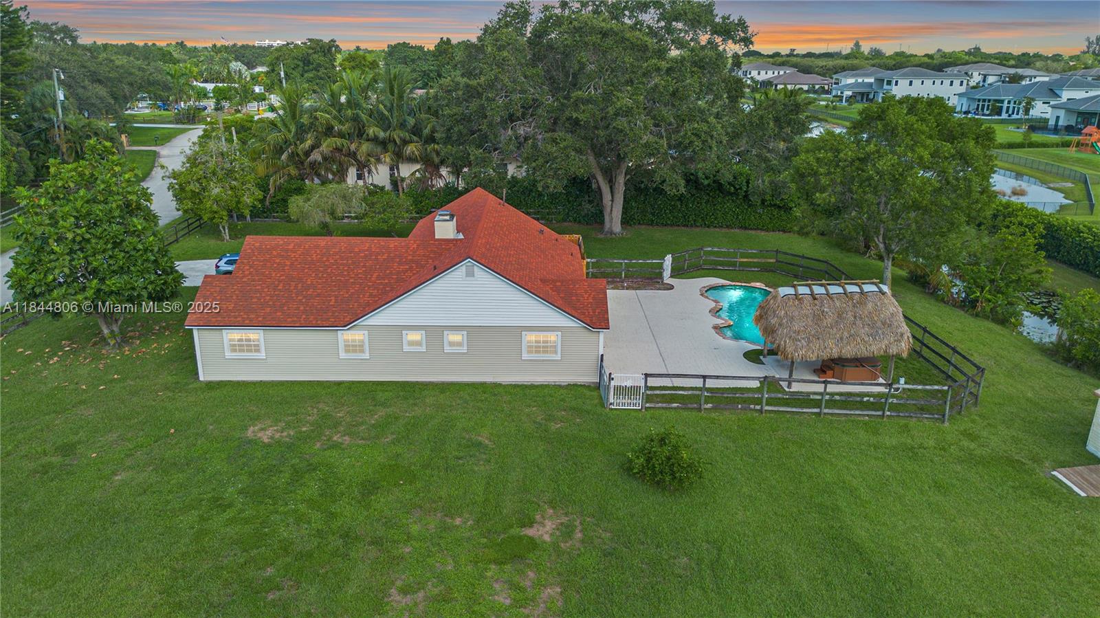 FLA FRUIT LANDS CO SUB NO - Residential