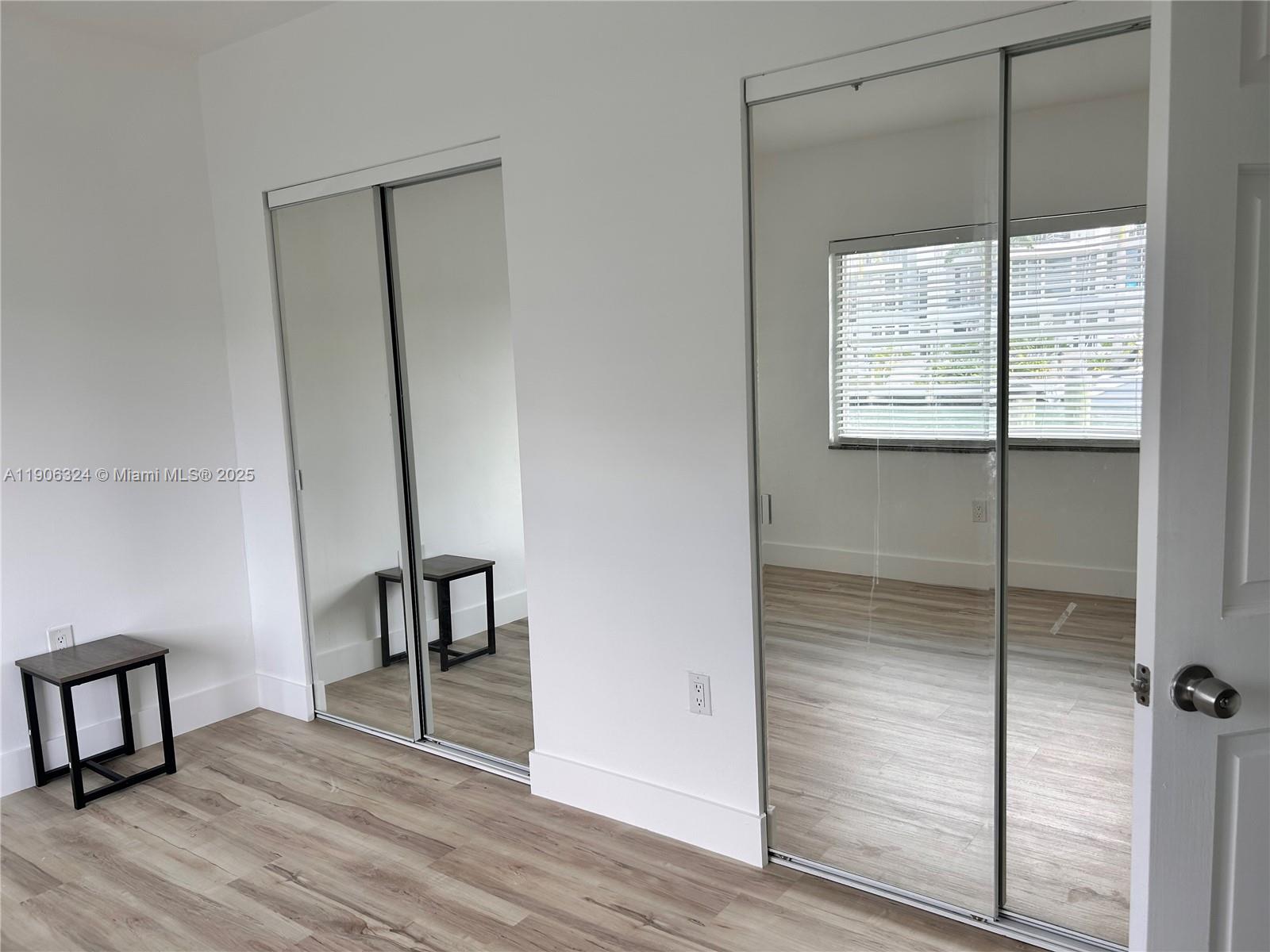 ISLAND POINT SOUTH CONDO - Residential