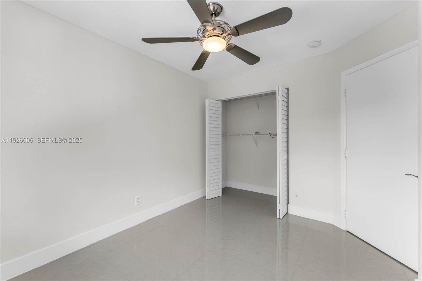 WEITZER SERENA LAKES TOWN - Residential Lease