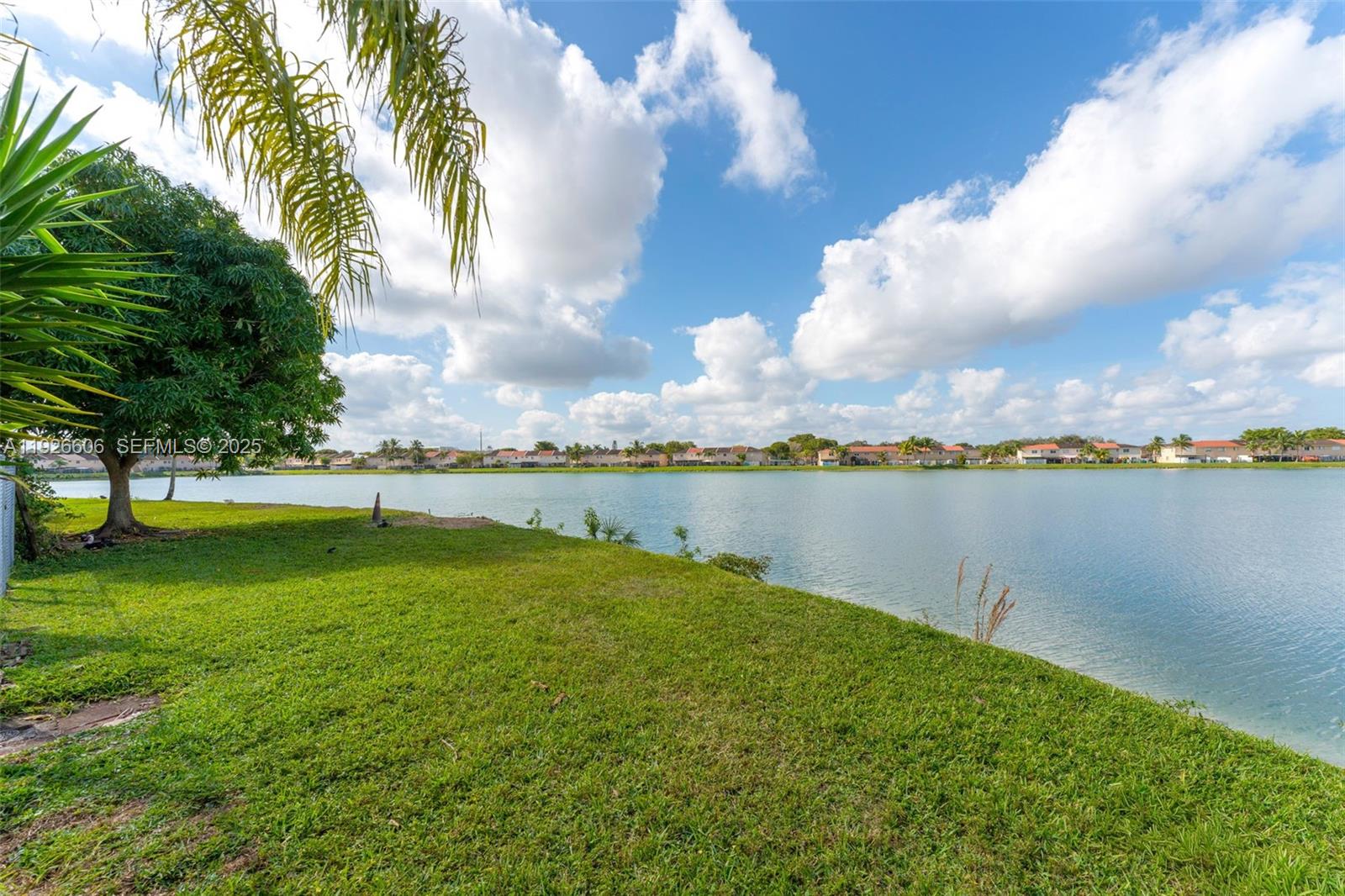 WEITZER SERENA LAKES TOWN - Residential Lease