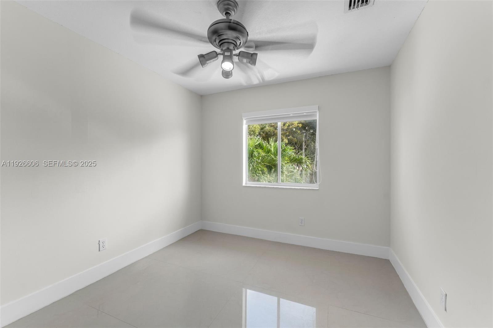 WEITZER SERENA LAKES TOWN - Residential Lease