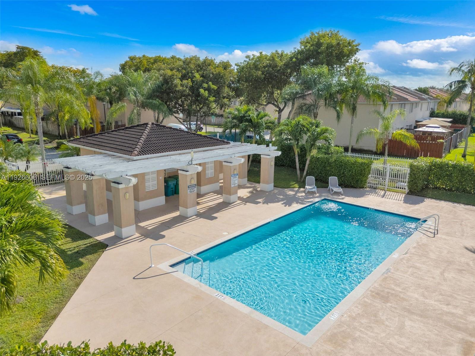 WEITZER SERENA LAKES TOWN - Residential Lease