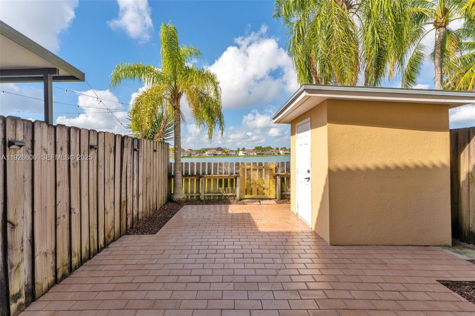 WEITZER SERENA LAKES TOWN - Residential Lease