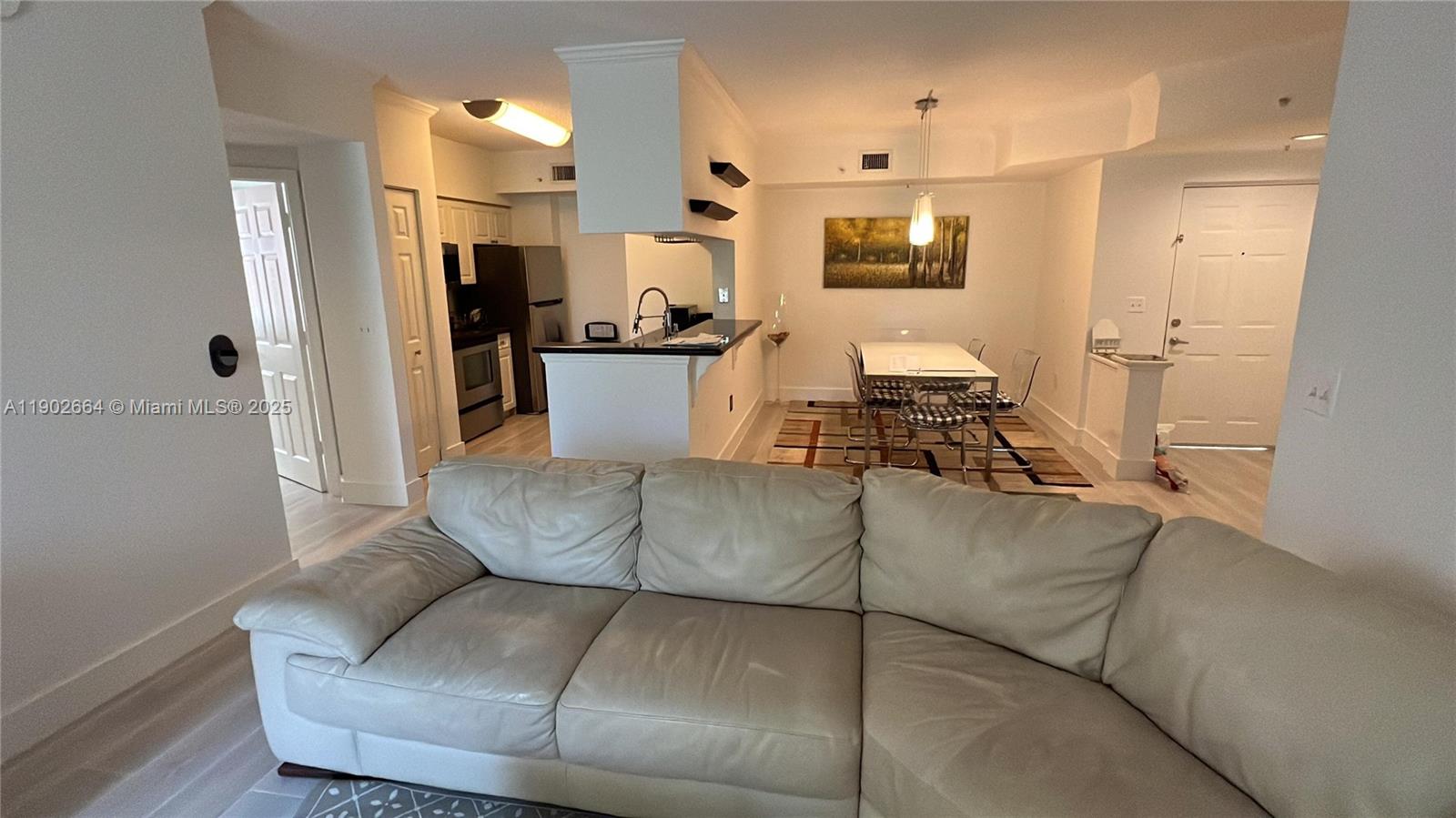 PORTO BELLAGIO CONDO - Residential