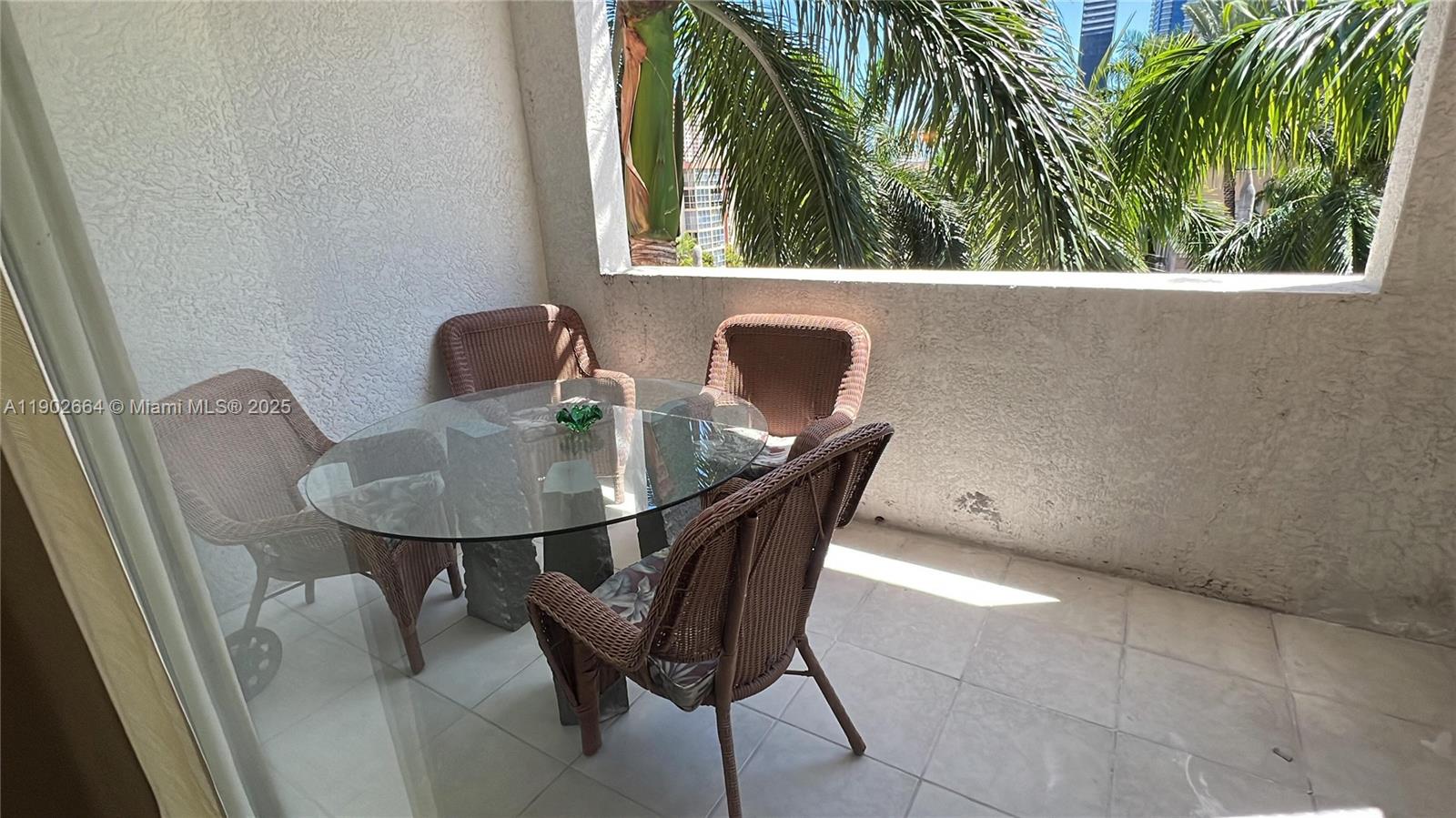 PORTO BELLAGIO CONDO - Residential