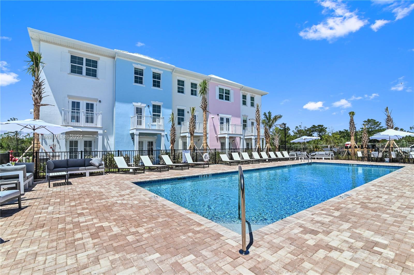7819 Se Katie 201, Hobe Sound, Martin County, Florida - 2 Bedrooms  
2 Bathrooms - 