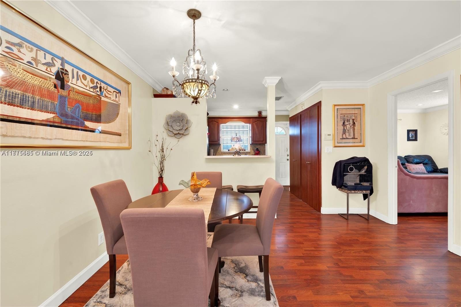 COMFORT GARDENS - Residential Income