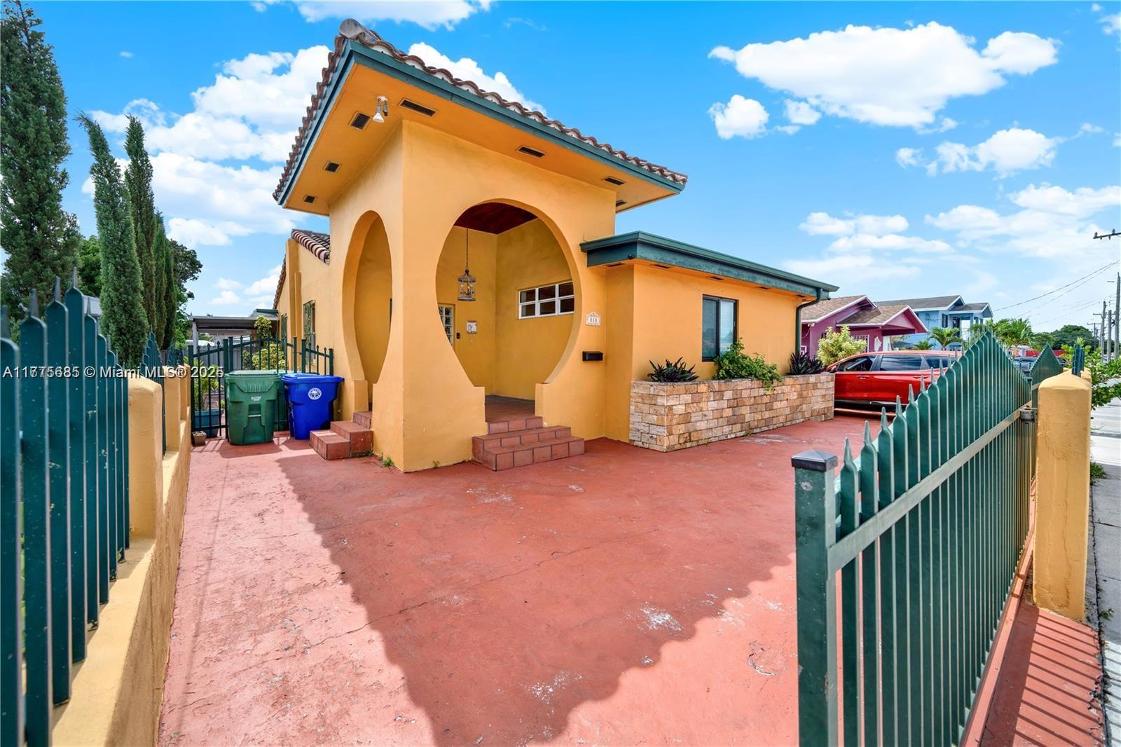 COMFORT GARDENS - Residential Income