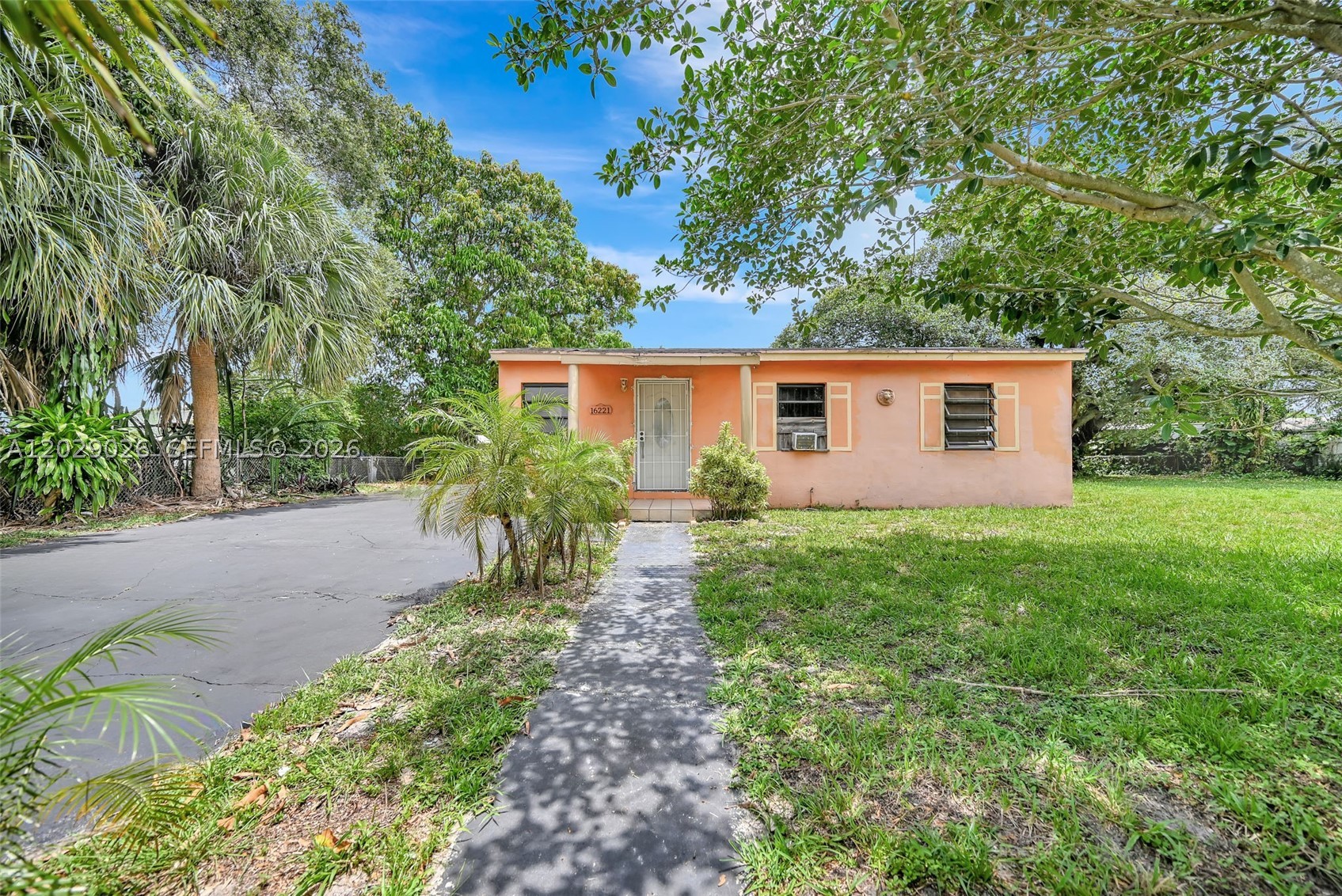 16221 NW 18th Ct
