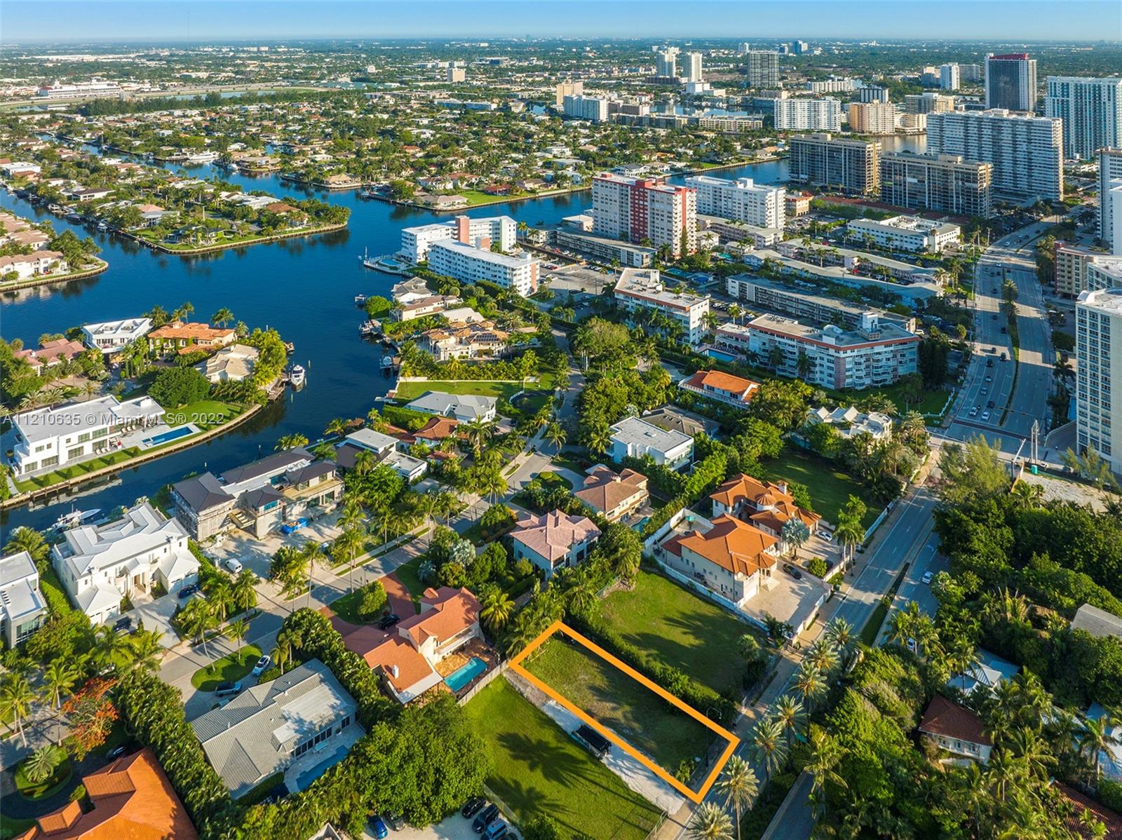 GOLDEN BEACH SEC A - Residential