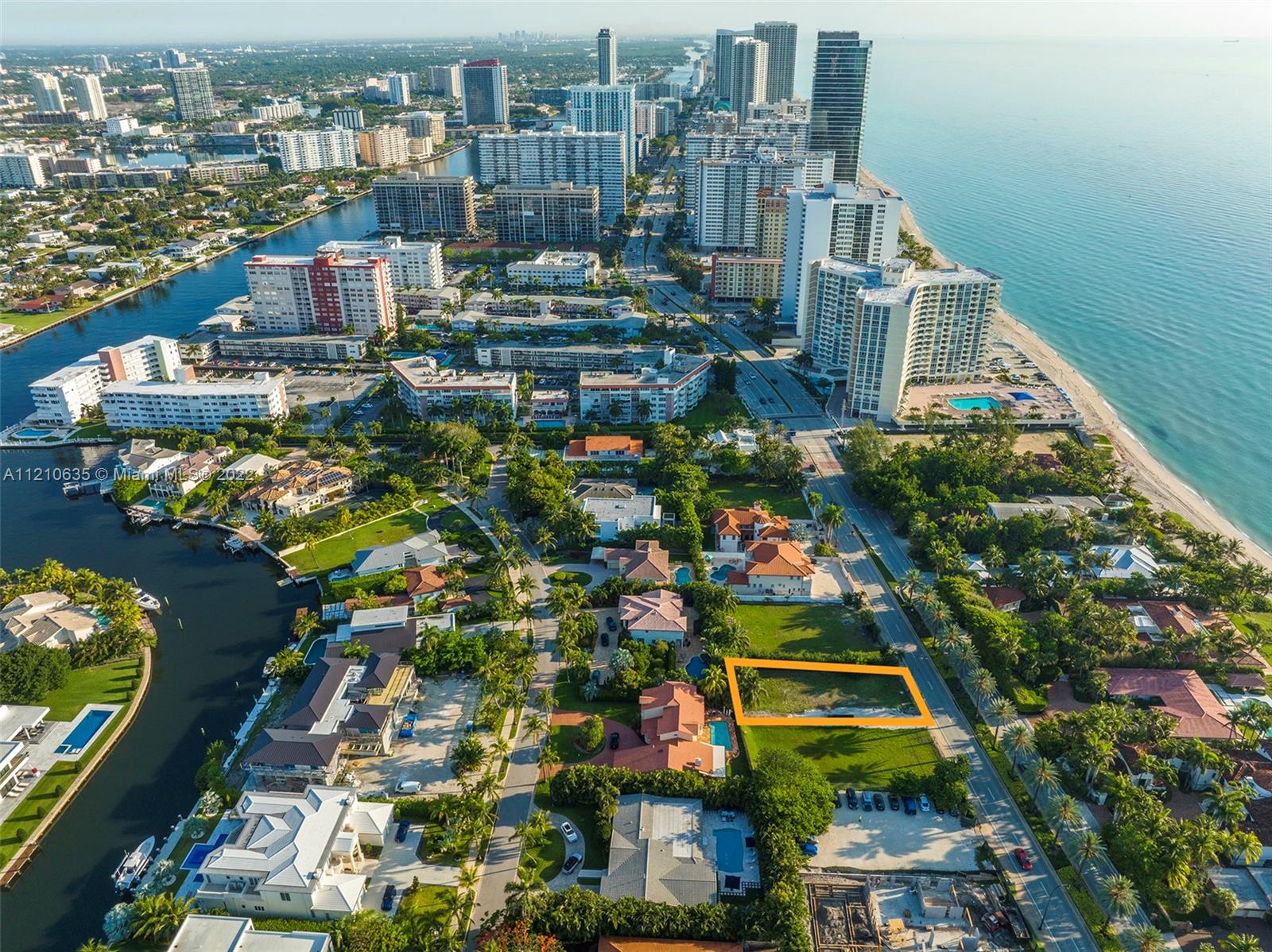 GOLDEN BEACH SEC A - Residential