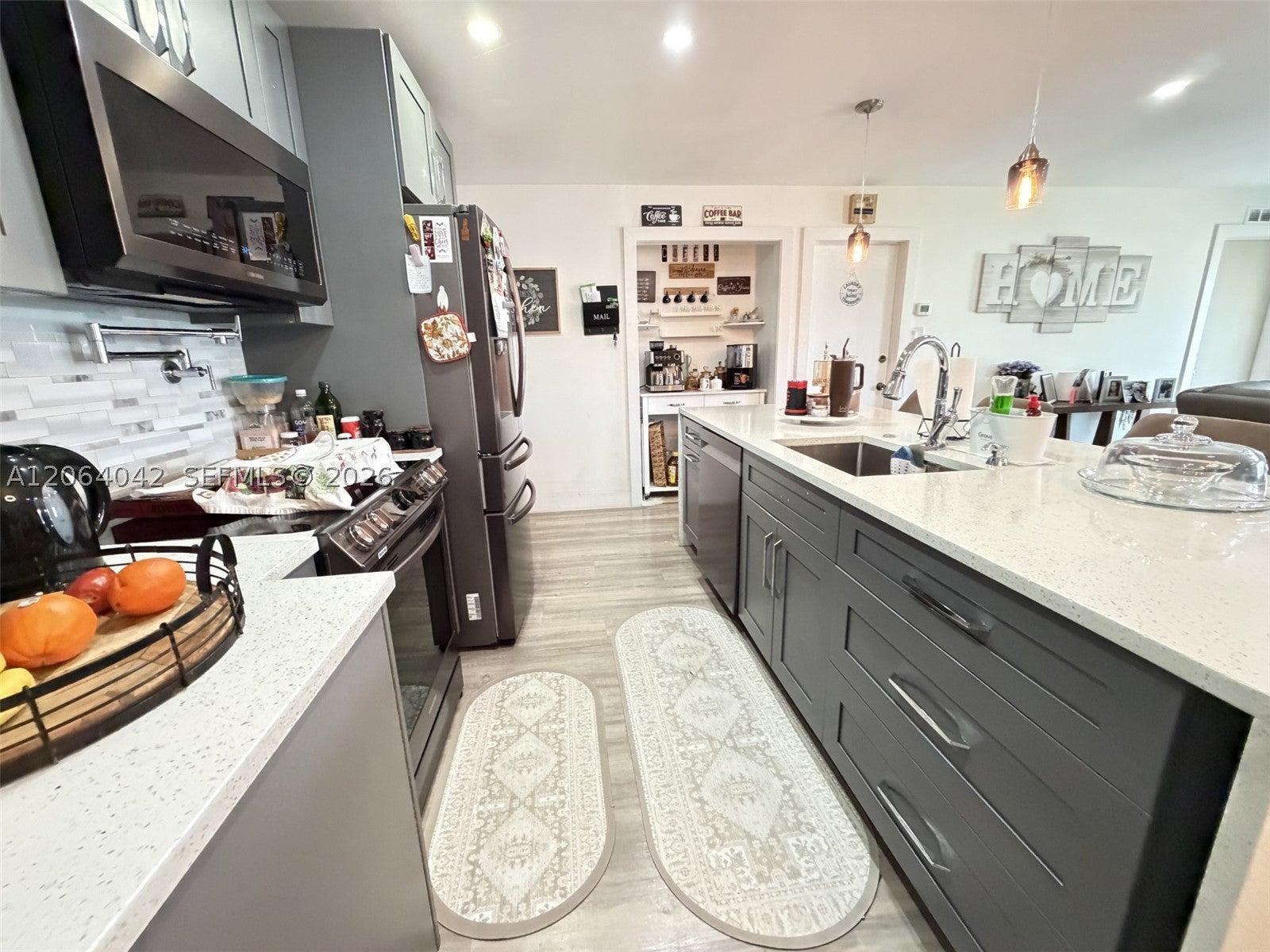 1250 NW 46th St
