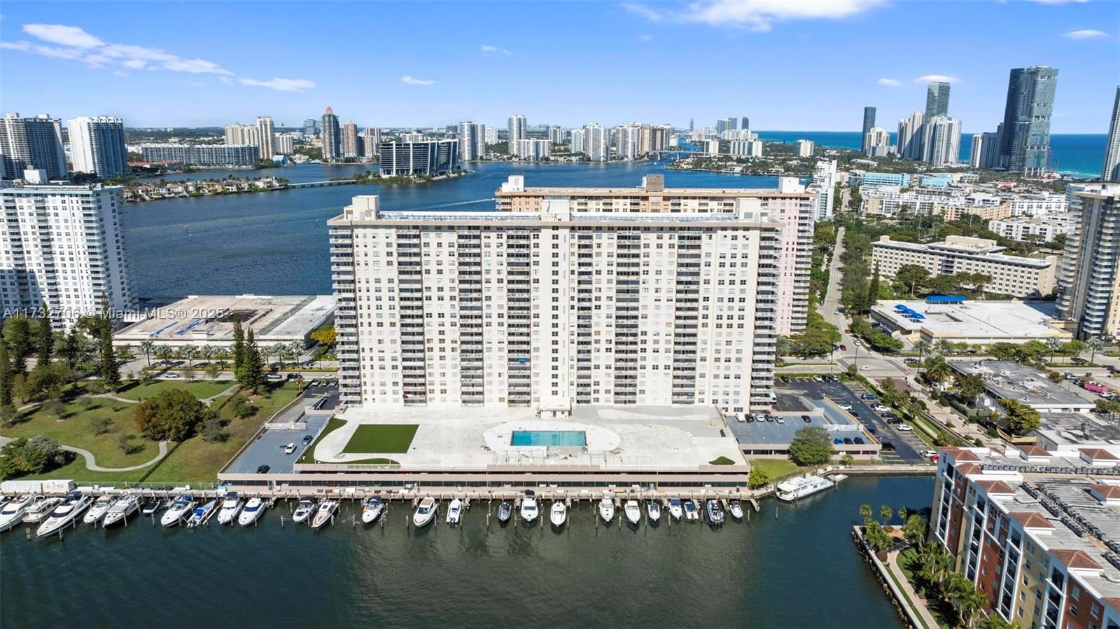 WINSTON TOWERS 100 CONDO - Residential
