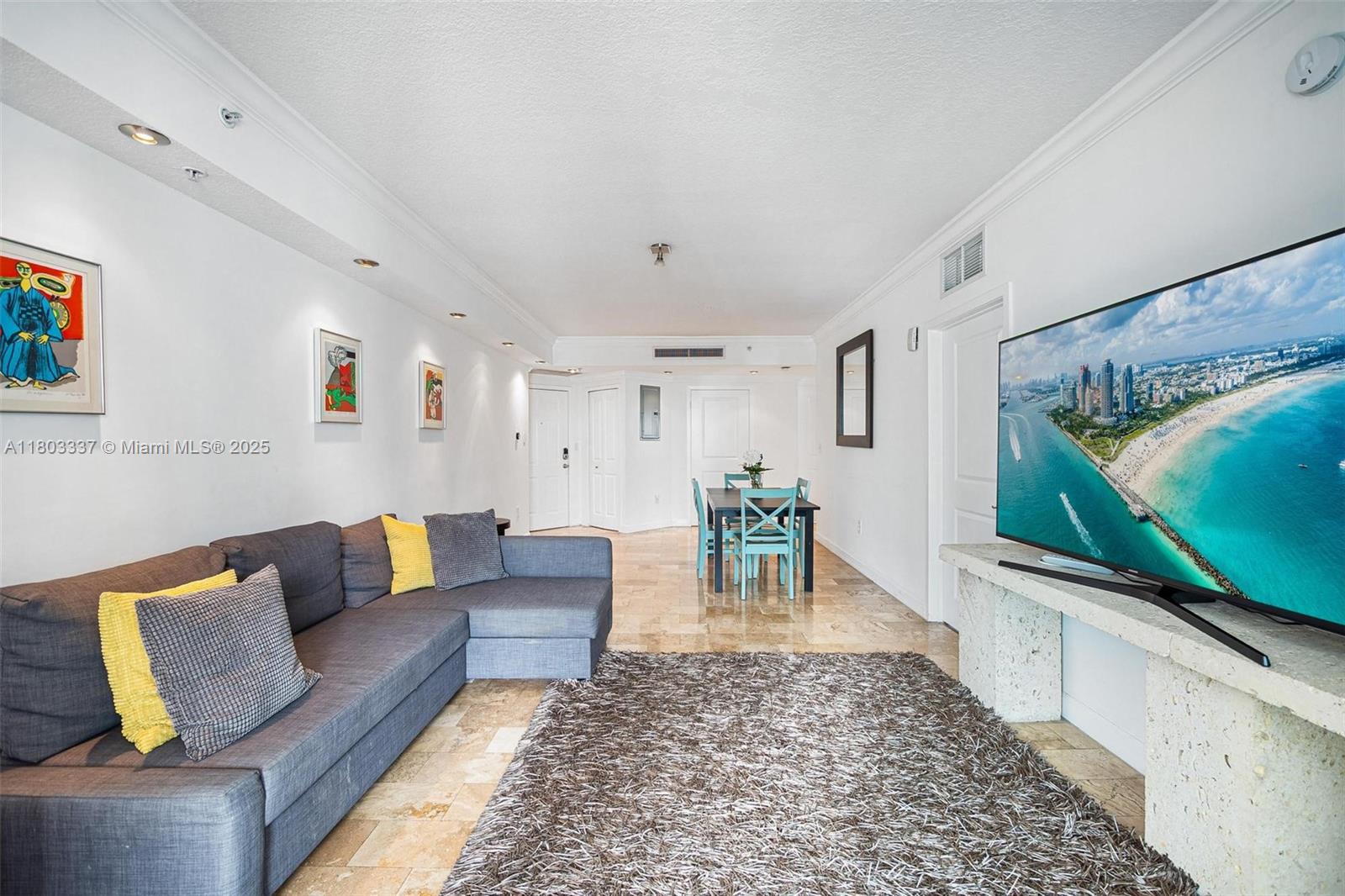 170 SE 14th St 2805